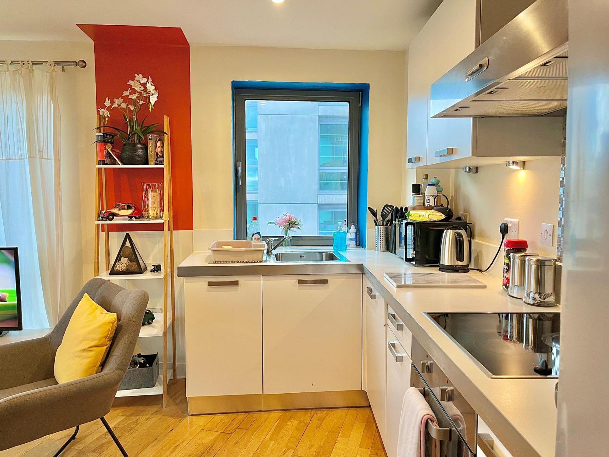 Skyview Apartment By Noknokstay - City Centre With Parking - Group, Family, Business Sheffield Eksteriør billede