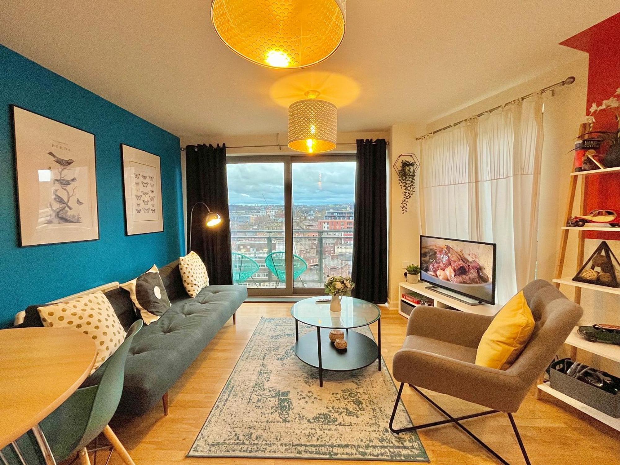 Skyview Apartment By Noknokstay - City Centre With Parking - Group, Family, Business Sheffield Eksteriør billede