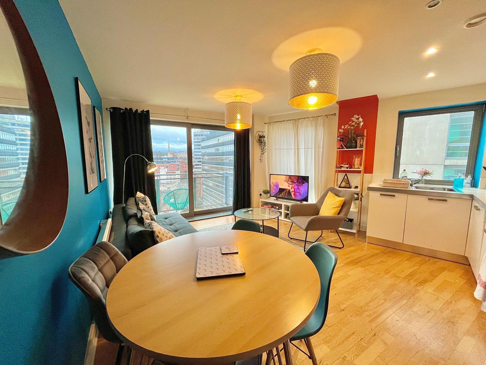Skyview Apartment By Noknokstay - City Centre With Parking - Group, Family, Business Sheffield Eksteriør billede